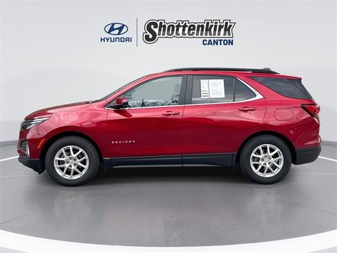 Used 2023 Chevrolet Equinox LT image 5
