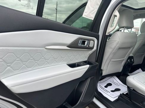 New 2026 Ford Explorer Platinum AWD/4WD image 29