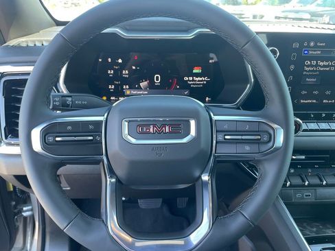 New 2026 GMC Canyon Elevation w/ Convenience Package image 13