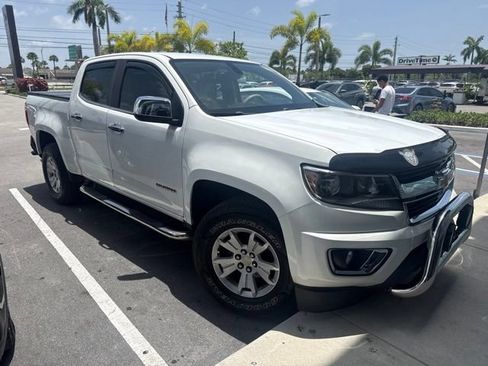Used 2018 Chevrolet Colorado LT w/ LT Convenience Package RWD image 3