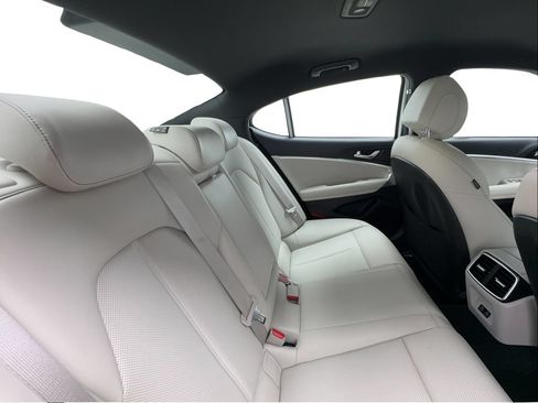 Used 2024 Genesis G70 2.5T AWD/4WD image 27