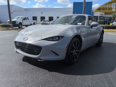 New 2025 MAZDA MX-5 Miata RF Grand Touring image 8