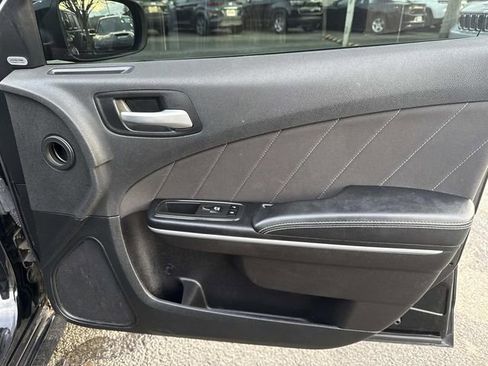 Used 2019 Dodge Charger R/T image 8