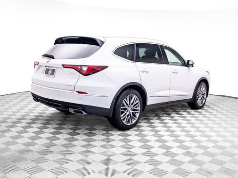 Used 2023 Acura MDX SH-AWD w/ Advance Package image 5