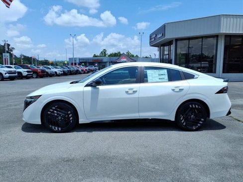 New 2026 Nissan Sentra SR w/ SR All Weather Package FWD image 2