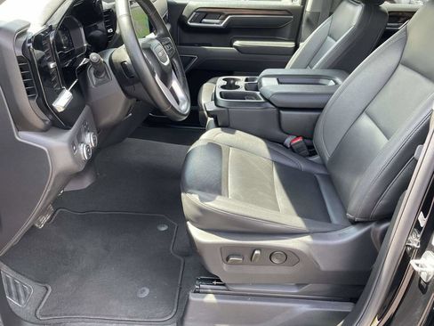 Used 2025 GMC Sierra 1500 SLT RWD image 12