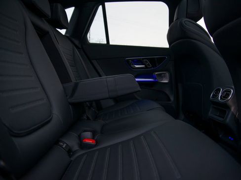 New 2026 Mercedes-Benz GLC 300 4MATIC image 14