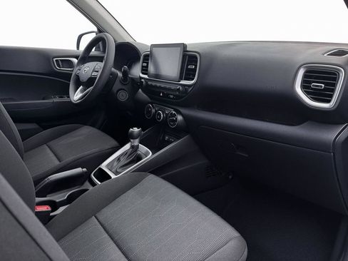 New 2026 Hyundai Venue SE image 15