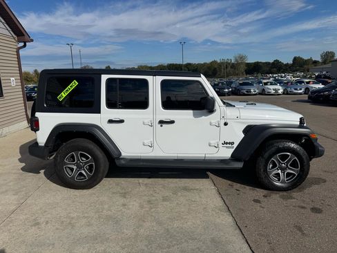 Used 2021 Jeep Wrangler Unlimited Sport w/ Technology Group AWD/4WD image 4