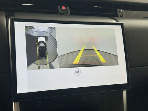 Certified 2025 Land Rover Discovery Sport S image 24