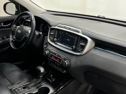 Used 2019 Kia Sorento EX w/ EX Touring Package AWD/4WD image 23