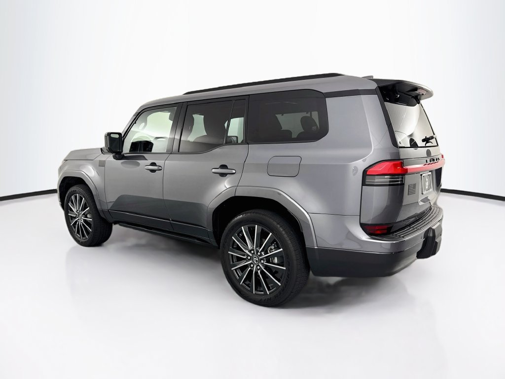 Used 2026 Lexus GX 550 w/ Cold Area Package AWD/4WD image 7
