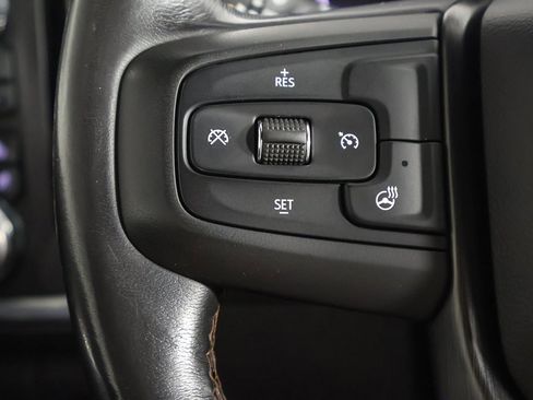 Used 2022 GMC Sierra 1500 AT4 image 35