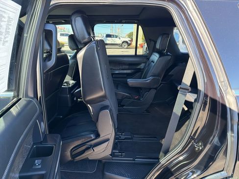 Used 2021 Ford Expedition Limited image 25