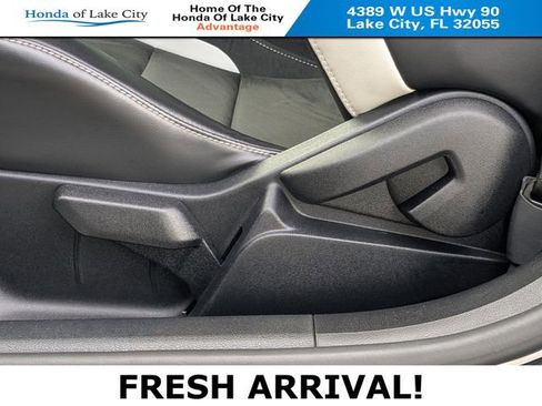 Used 2020 Ford Mustang Shelby GT500 w/ Technology Package image 12