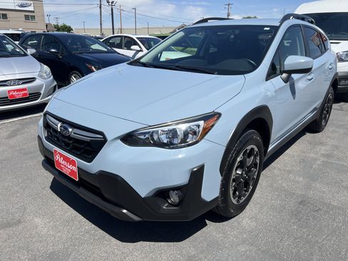 Used 2021 Subaru Crosstrek 2.0i Premium w/ Popular Package #3 AWD/4WD image 2