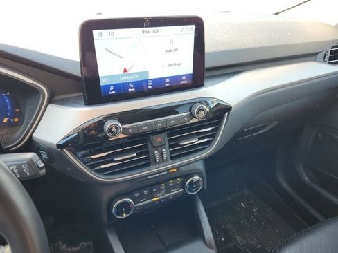 Used 2022 Ford Escape SEL w/ Technology Package AWD/4WD image 10