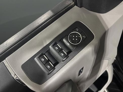 Used 2015 Ford F150 XLT image 26