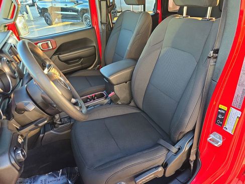 Used 2023 Jeep Wrangler Unlimited Sport w/ Xtreme 35 Tire Package image 17