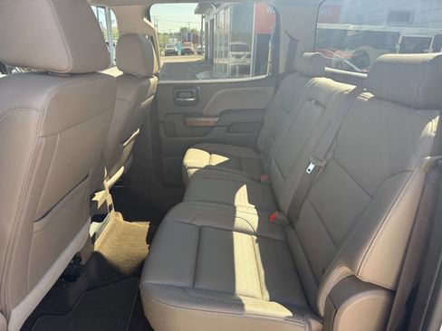 Used 2017 GMC Sierra 1500 SLT w/ SLT Premium Package image 10