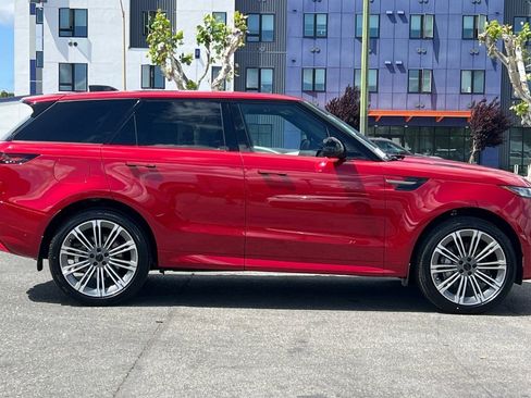 New 2026 Land Rover Range Rover Sport Dynamic SE AWD/4WD image 6