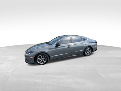 Used 2022 Hyundai Sonata SEL w/ Convenience Package FWD image 2