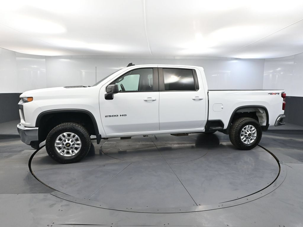 Used 2022 Chevrolet Silverado 2500 LT AWD/4WD image 8