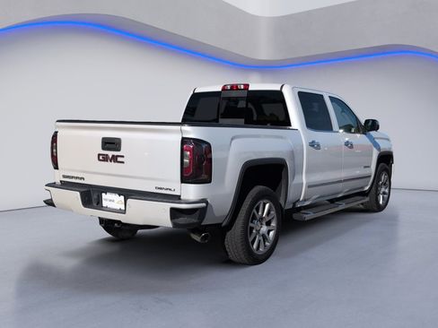 Used 2018 GMC Sierra 1500 Denali image 3