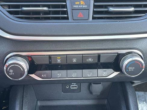 Certified 2024 Nissan Altima 2.5 S image 5