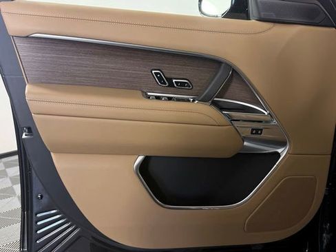 New 2026 Land Rover Range Rover SE image 25