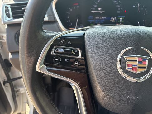 Used 2016 Cadillac SRX Luxury AWD/4WD image 19