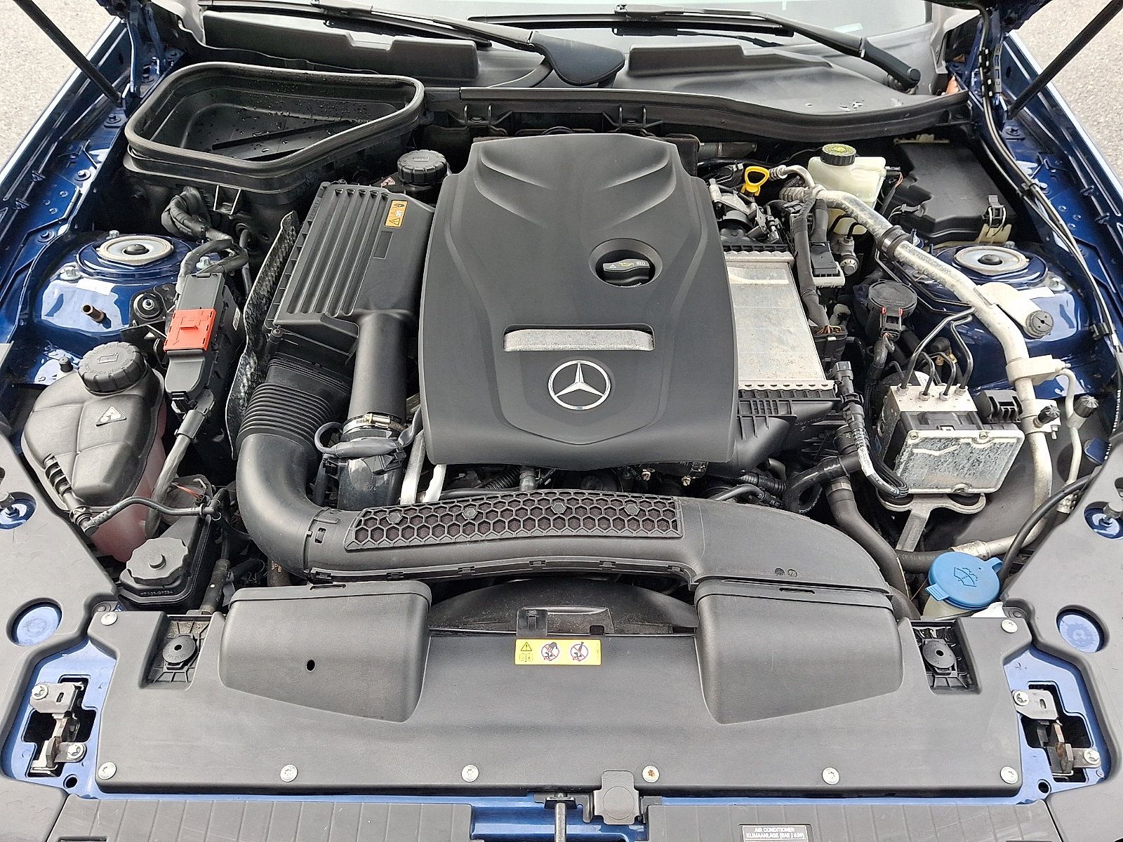 Used 2017 Mercedes-Benz SLC 300 image 32