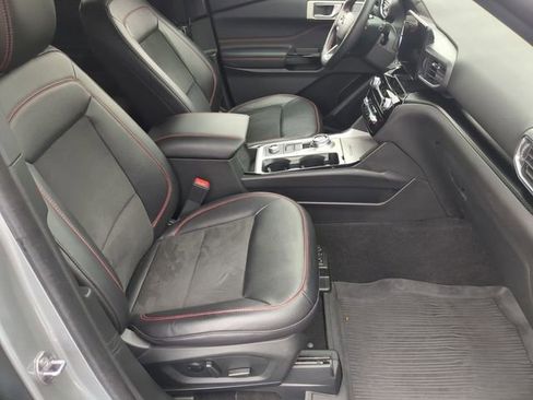 Used 2023 Ford Explorer ST-Line image 21