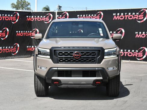 Used 2023 Nissan Frontier PRO-4X w/ Pro-4X Premium Package AWD/4WD image 2