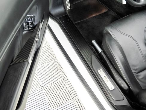 Used 2011 Aston Martin DBS Volante RWD image 8