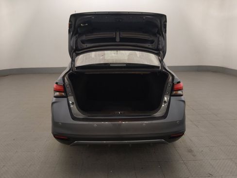 Used 2025 Nissan Versa S FWD image 29