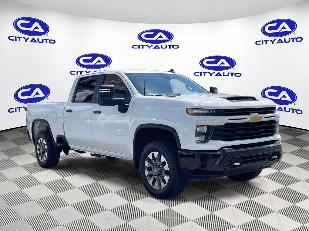 Used 2024 Chevrolet Silverado 2500 Custom w/ Custom Value Package AWD/4WD image 1