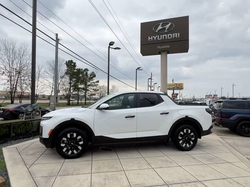 Used 2026 Hyundai Santa Cruz SE FWD image 5