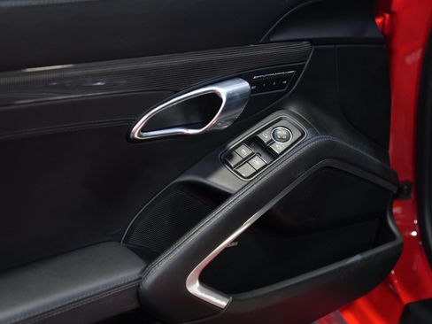 Used 2019 Porsche 911 Turbo S AWD/4WD image 22