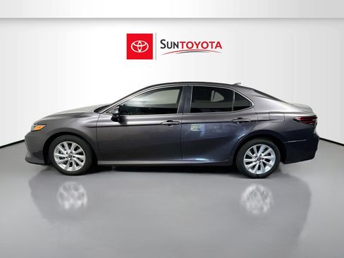 Used 2023 Toyota Camry LE FWD image 7