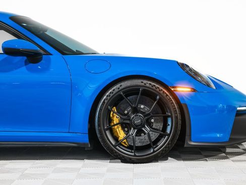 Used 2022 Porsche 911 GT3 image 3