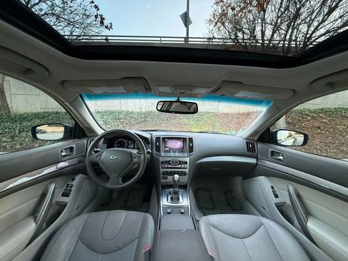 Used 2011 INFINITI G37 Journey w/ Premium Pkg image 21