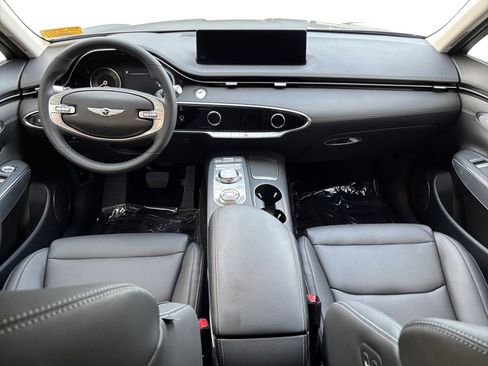 Used 2023 Genesis GV70 2.5T w/ Select Package AWD/4WD image 10