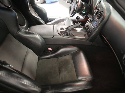 Used 2006 Dodge Viper SRT-10 RWD image 17