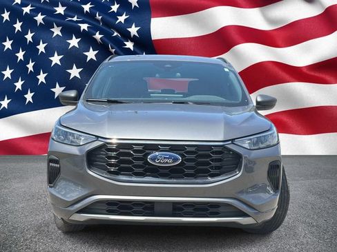 Certified 2023 Ford Escape ST-Line w/ Tech Pack #1 FWD image 5
