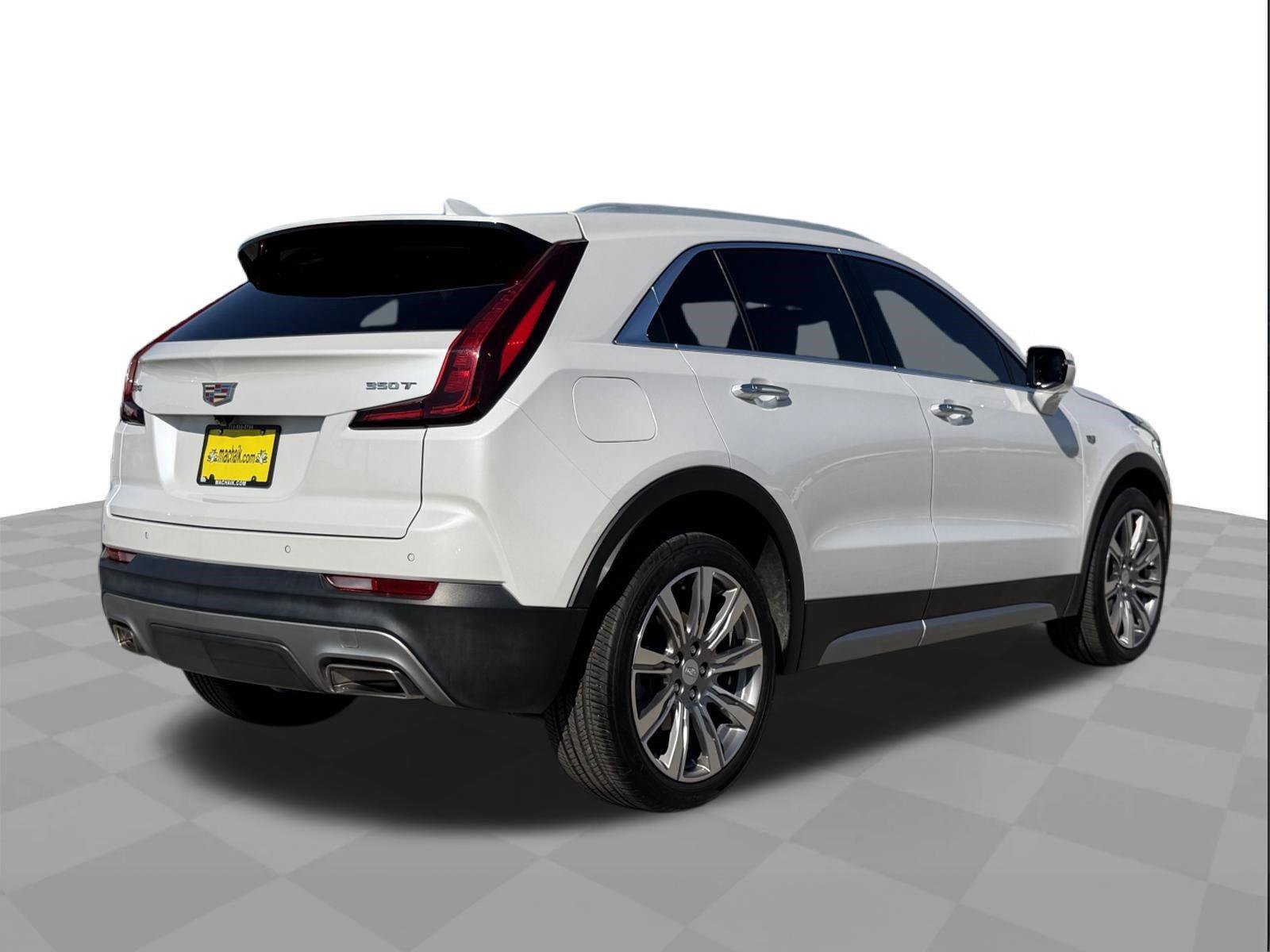Used 2023 Cadillac XT4 Premium Luxury w/ Technology Package FWD image 5