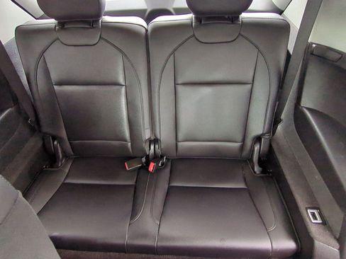 Used 2019 Acura MDX Tech SH-AWD image 32