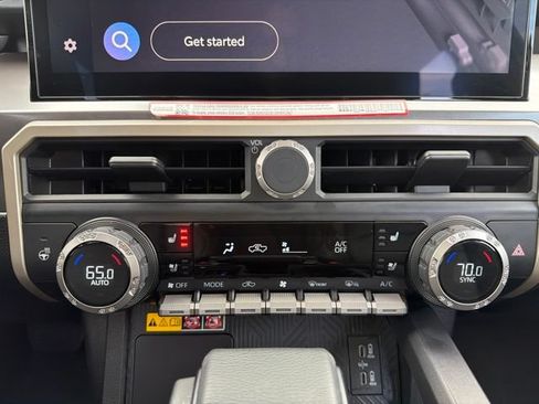 Certified 2025 Toyota Tacoma TRD Off-Road w/ TRD Off Road Premium Package AWD/4WD image 16
