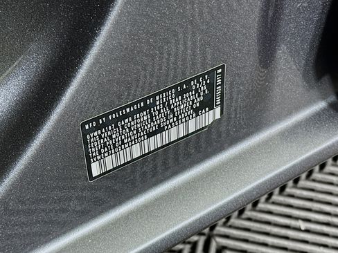 Used 2024 Volkswagen Jetta SE image 12