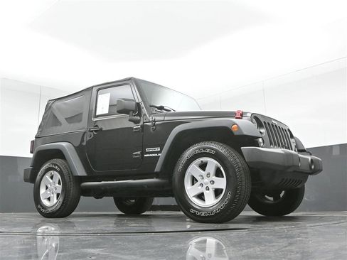 Used 2017 Jeep Wrangler Sport w/ Quick Order Package 24S image 27